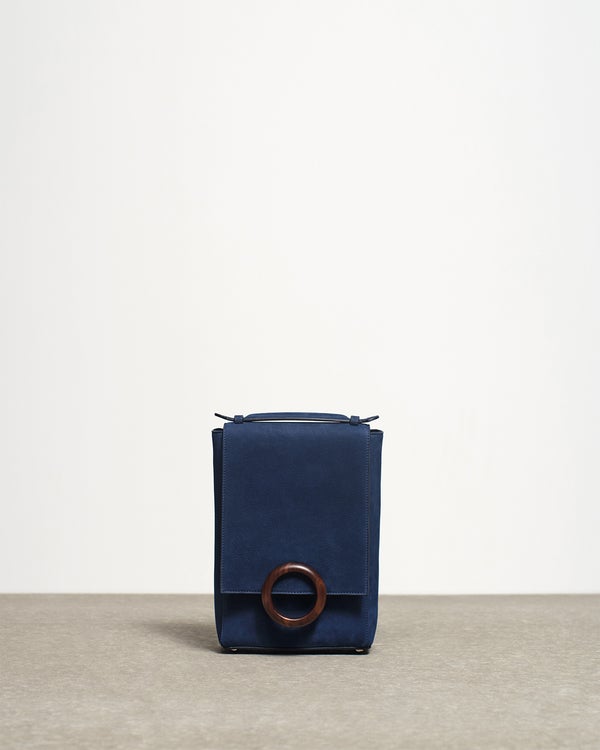 Не Birkin единой: современные бренды сумок, которые знаменитости выбирают носить в 2022 (фото)